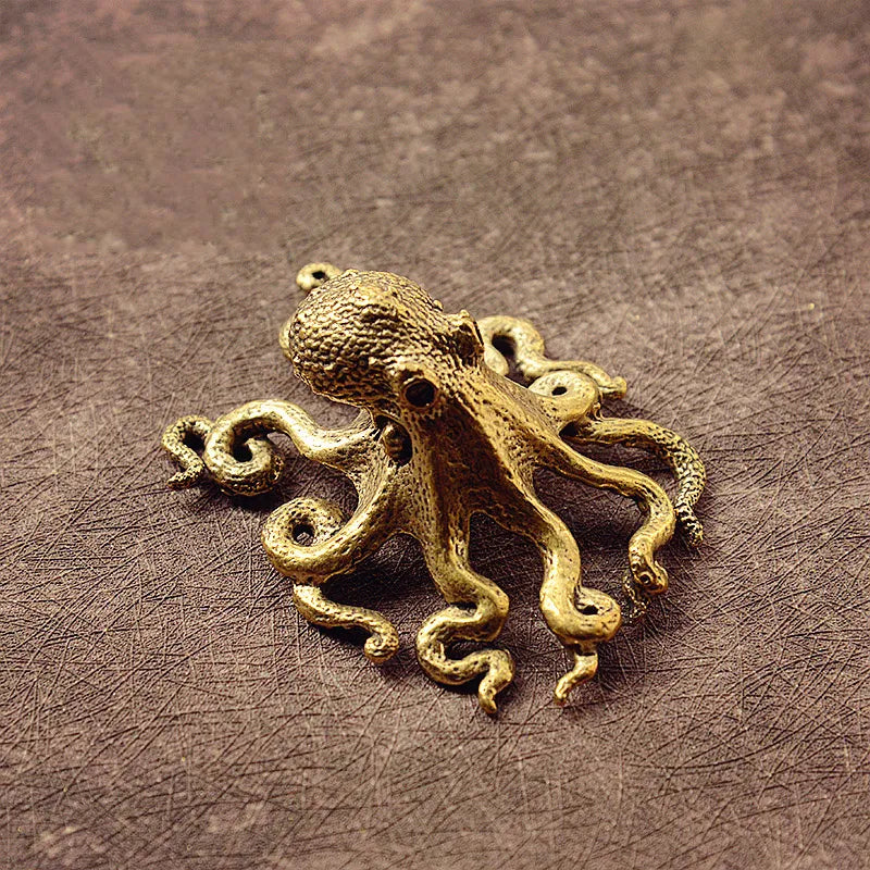 Decorative Statue – Intricate Octopus Design for Home Display 1