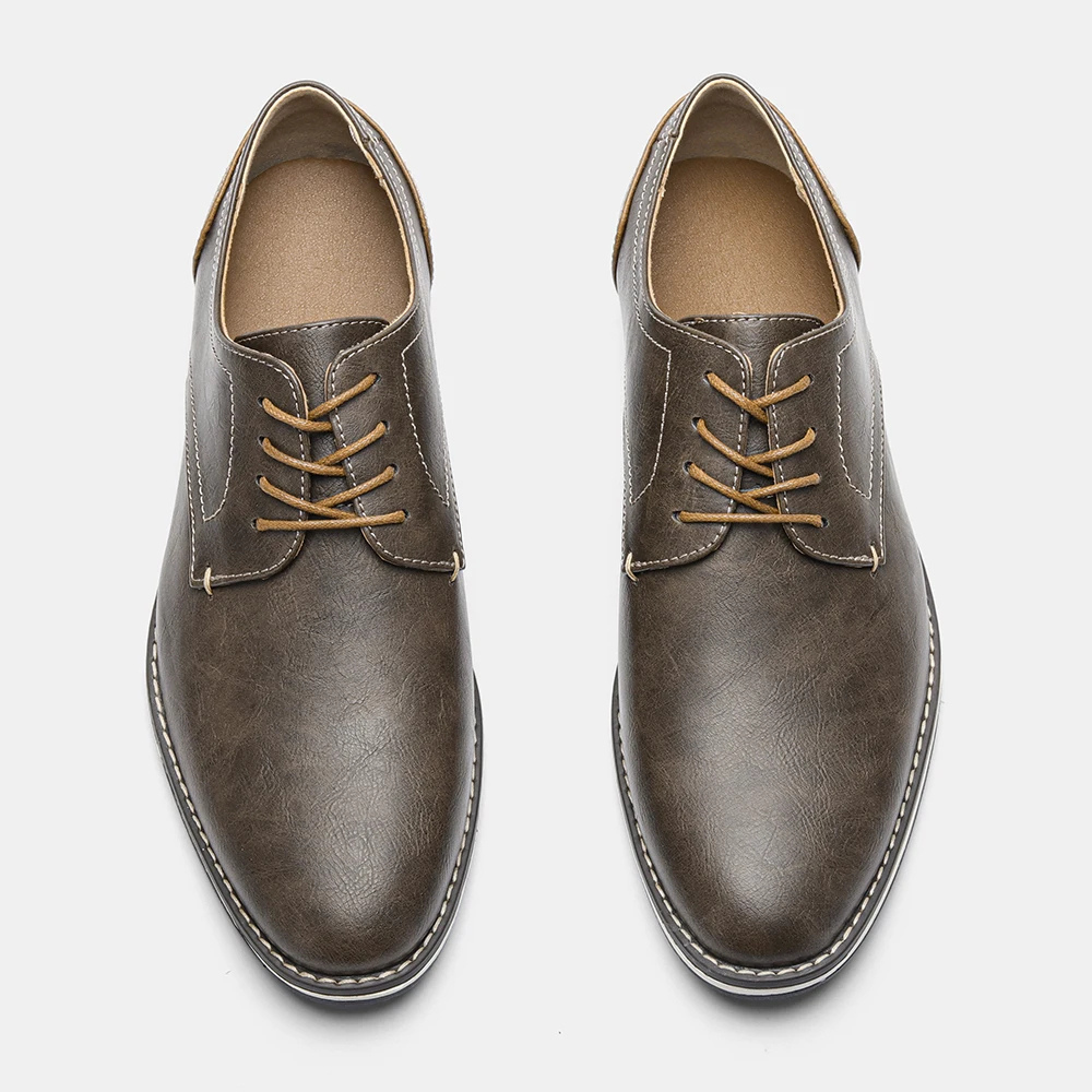 Men’s Lace-Up Shoes with Lightweight Sole 7