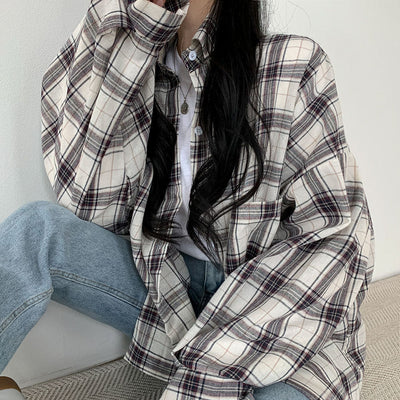 Versatile Plaid Shirt for Women – Loose Fit with Notched Collar for a Casual Style