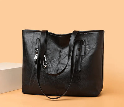 Women’s Classic Shoulder Bag for Everyday Use 2