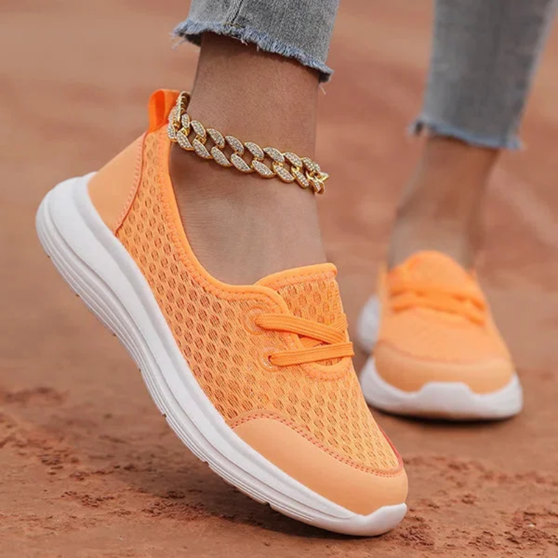 Women's Comfortable Everyday Shoes with Round Toe Design 8