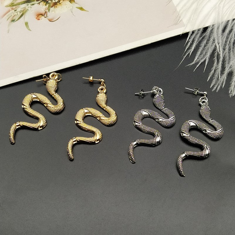 Women’s Dangle Earrings with Snake Design 6