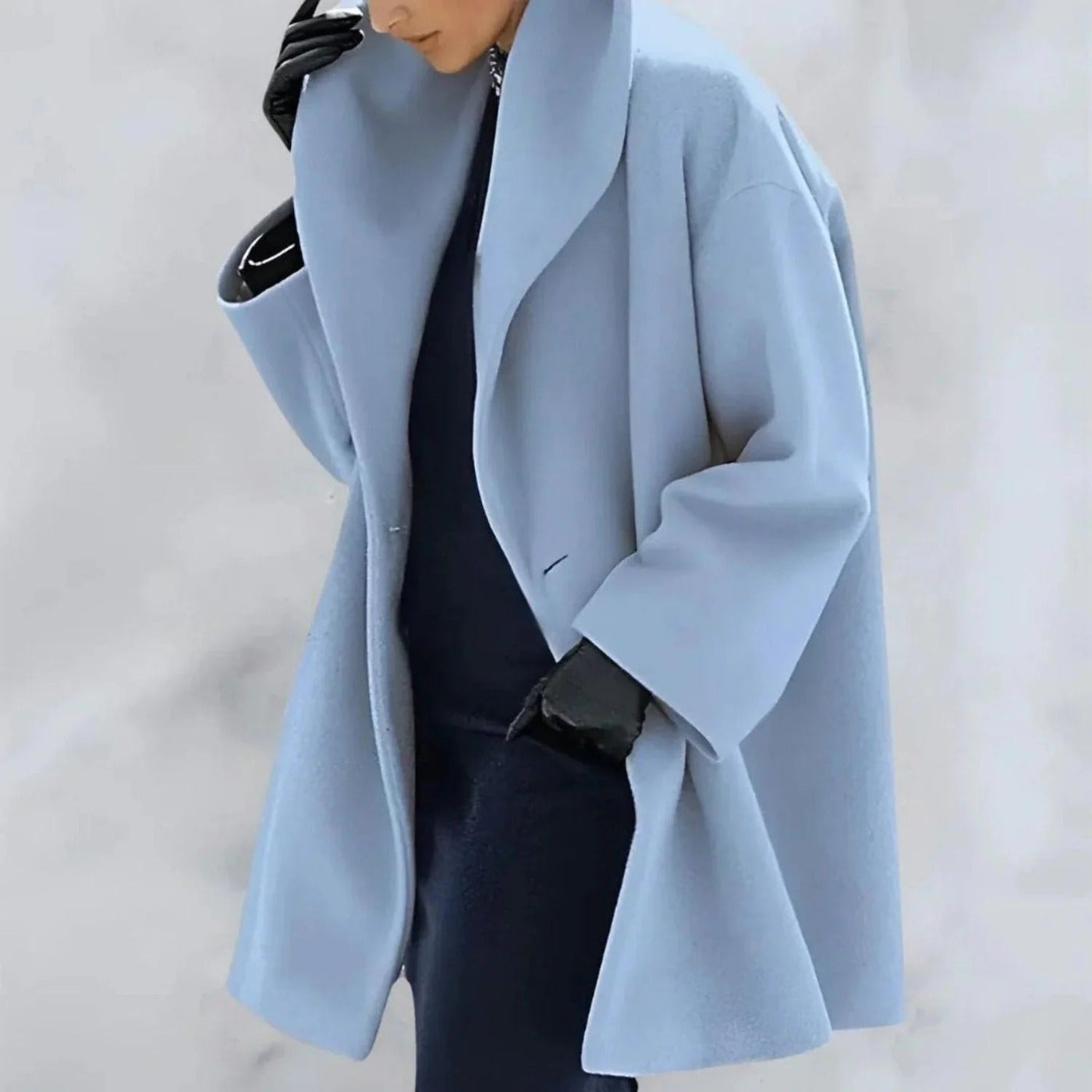 Women’s Long-Length Buttoned Overcoat