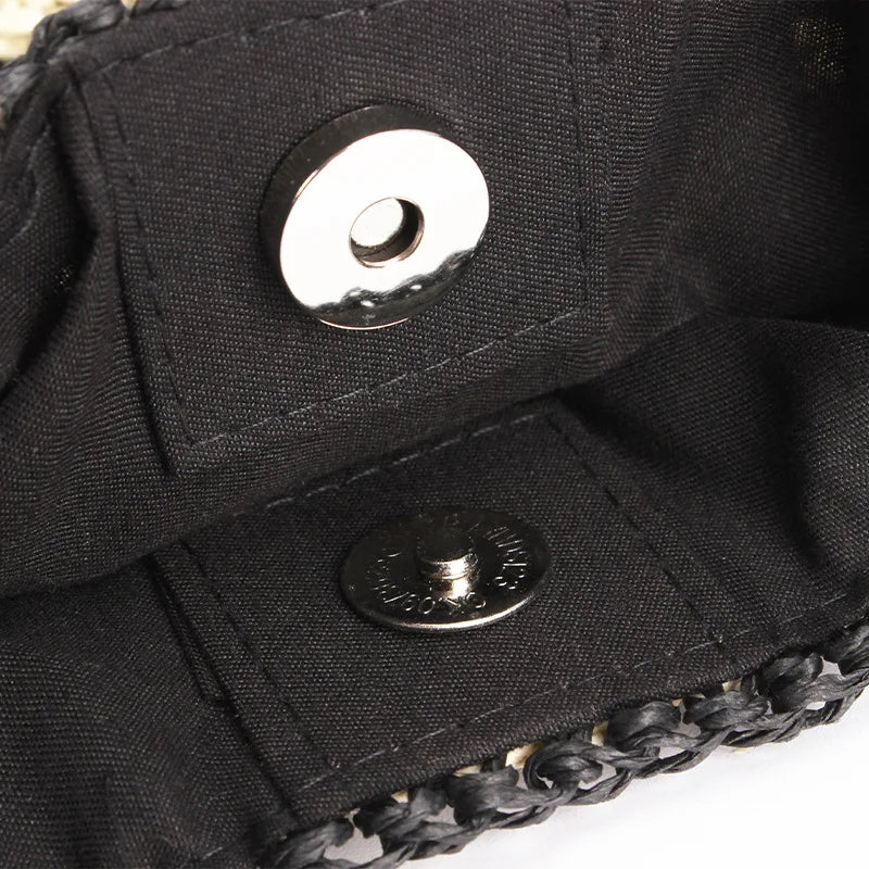 Women’s Shoulder Bag for Beach and Travel Use 4