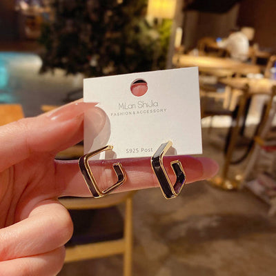 Women’s Stud Earrings with Circular Minimalist Design 6