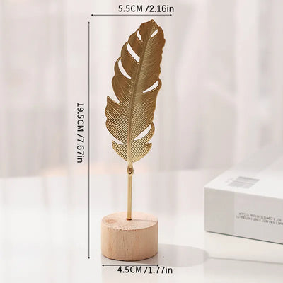 Metal Sculpture – Minimalist Leaf Decoration